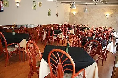 Pegasus Playa Отель Ses Cadenes